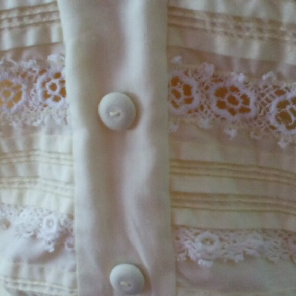 50s HERMAN MARCUS COTTON PIN-UP ROCKABILLY PALE YELLOW DRESS LACE BUTTONS PLEATS - Picture 5 of 13